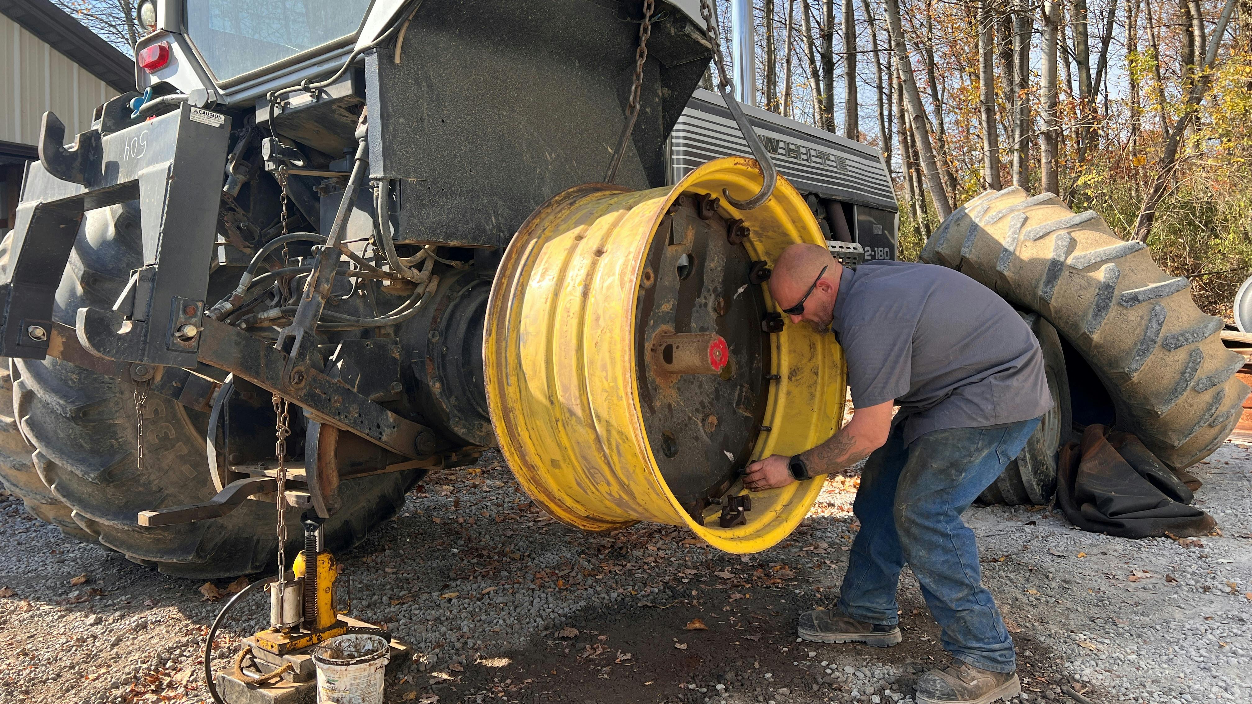 Farmers, and in particular dairy farmers, represent a big piece of the overall Horst Tire Service business. Providing on-site ag tire service is a differentiator for the tire dealership in its local market.