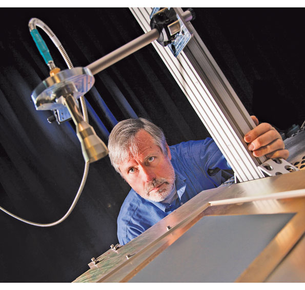 This AESA antenna was the catalyst in a successful ground demonstration between the US Air Forcersquos B2 stealth bomber and the AEHF satellite network