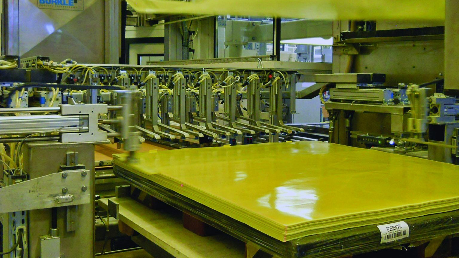 Isola Promo 62a4df7b4de50