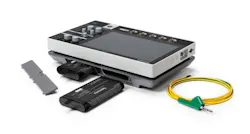 2. When used with batteries, the 2 Series MSO can function for up to eight hours. 2. When used with batteries, the 2 Series MSO can function for up to eight hours.