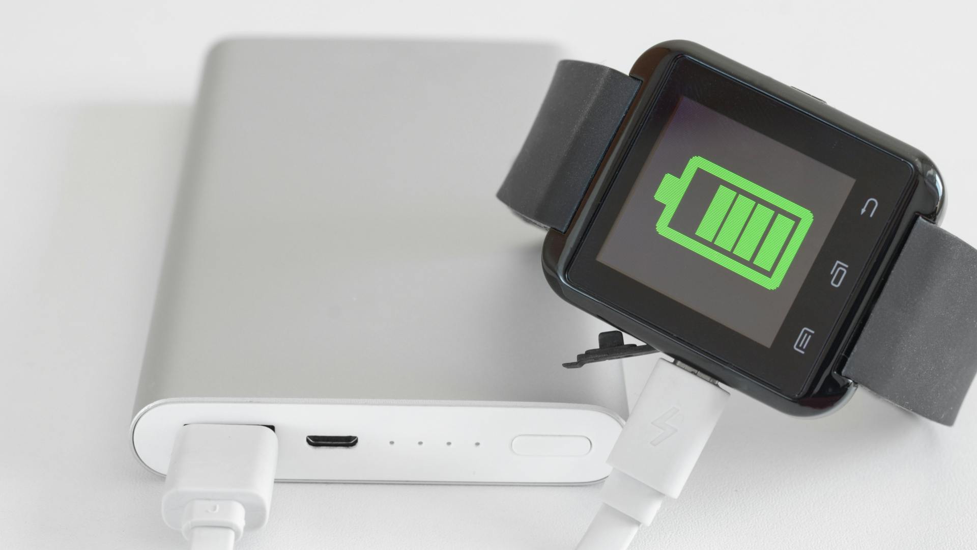 wearable_dreamstime_l_184054958