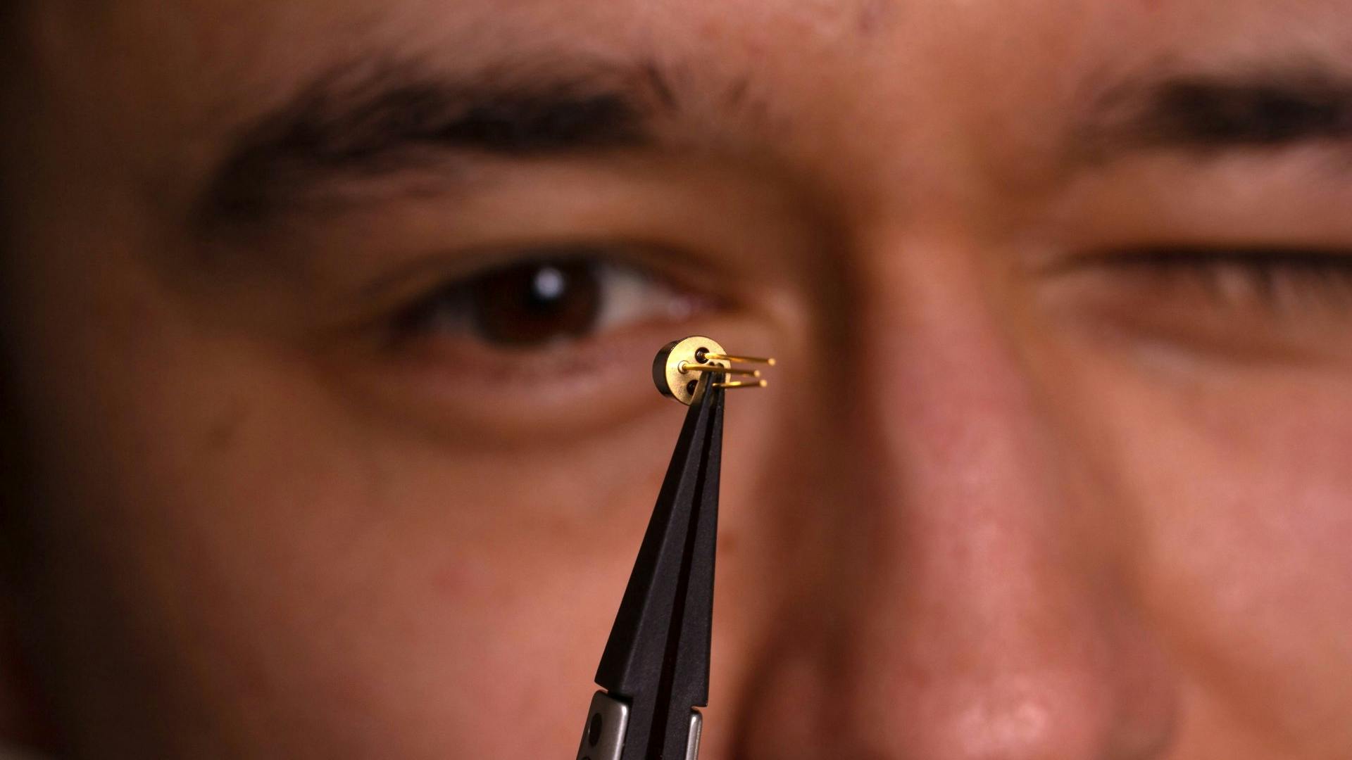 Phlux Technology&rsquo;s 1550 nm Sensors Attract Interest from Elite Hunting and Long-Range Shooting Community