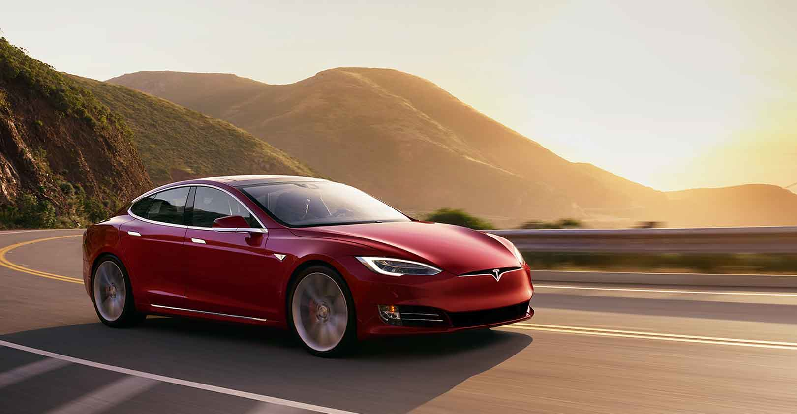 tesla_Model_S-Red_Sunset