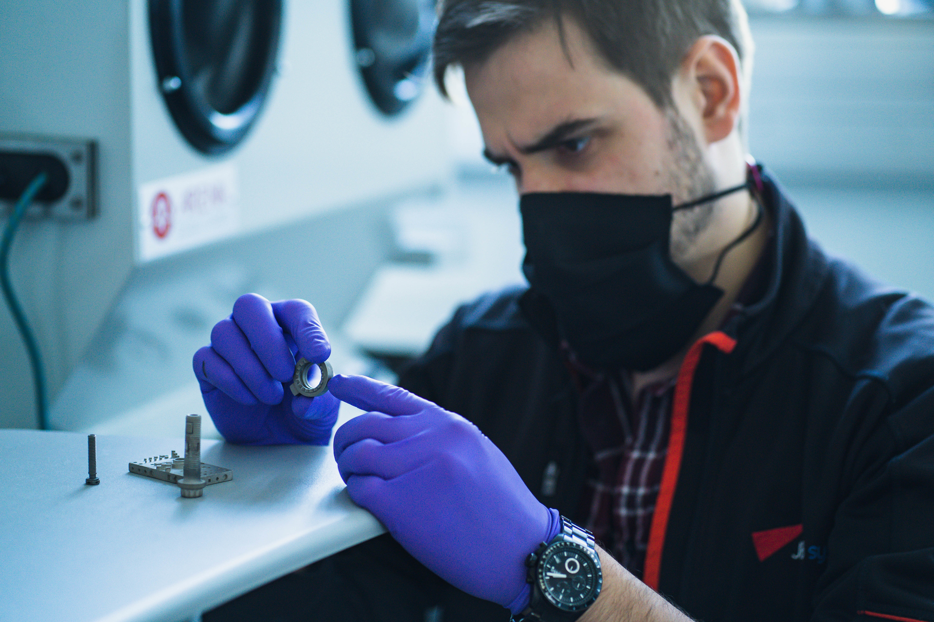 Additive manufacturing&rsquo;s ability to create parts that match the durability of traditional metal variants, while using less material, has seen JPB enjoy up to 30% weight savings.