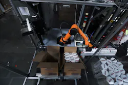 Rapid Robotics case packing with UR cobot. Rapid Robotics case packing with UR cobot.