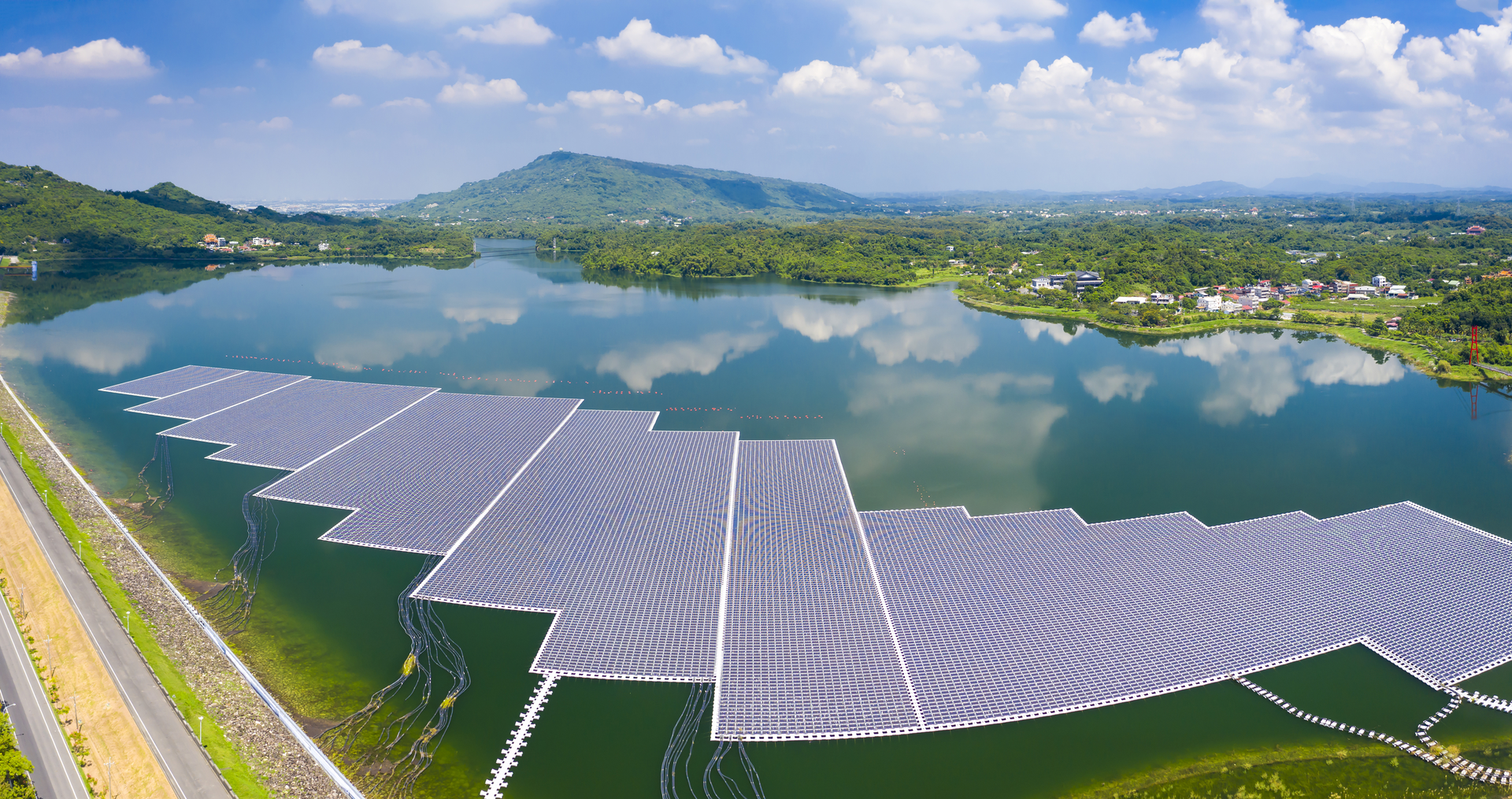 Floating solar plant