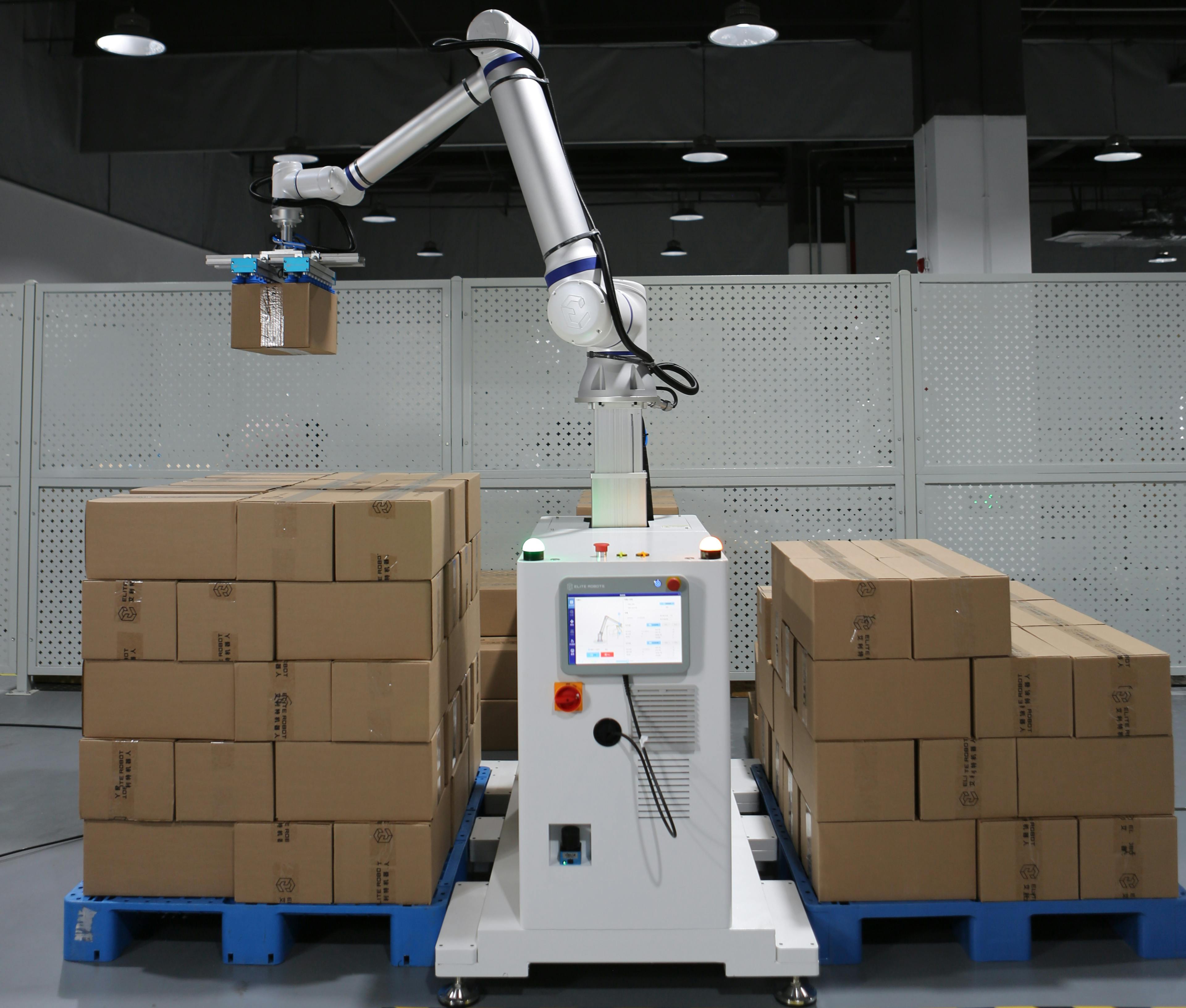 All-in-One Palletizing Solution With CS620 Cobot