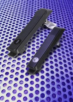 6667650494f10f000837633a 830 350