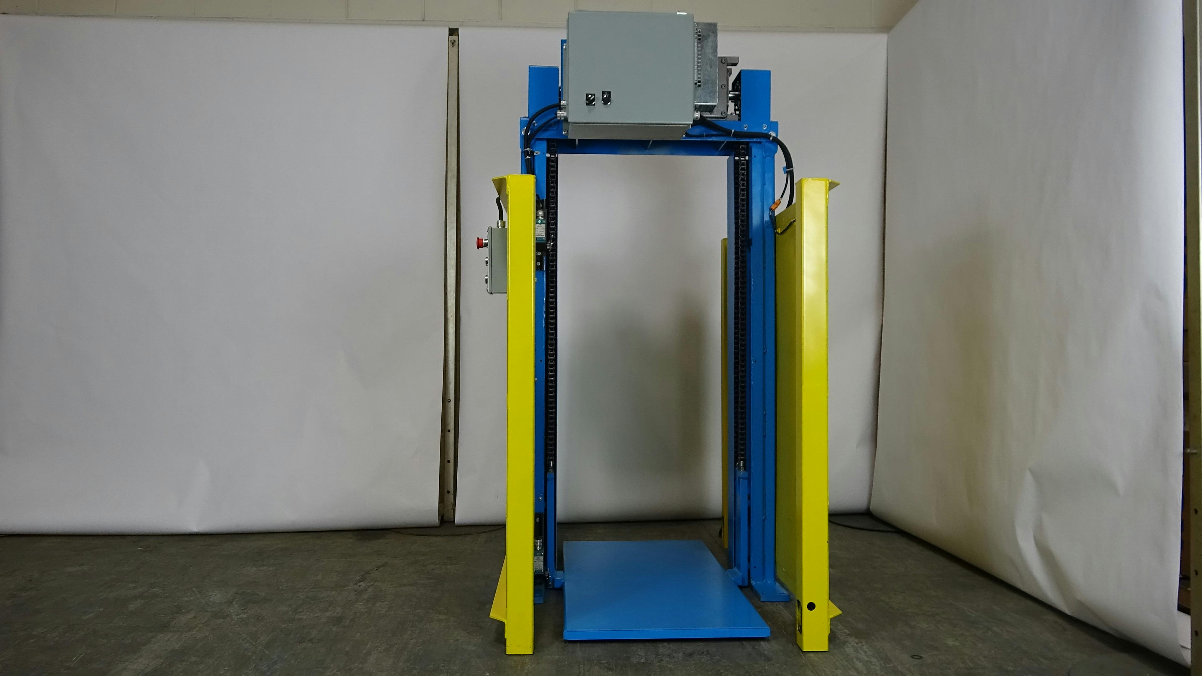 Advance Lifts' Electric Straddle Lift (ESL)