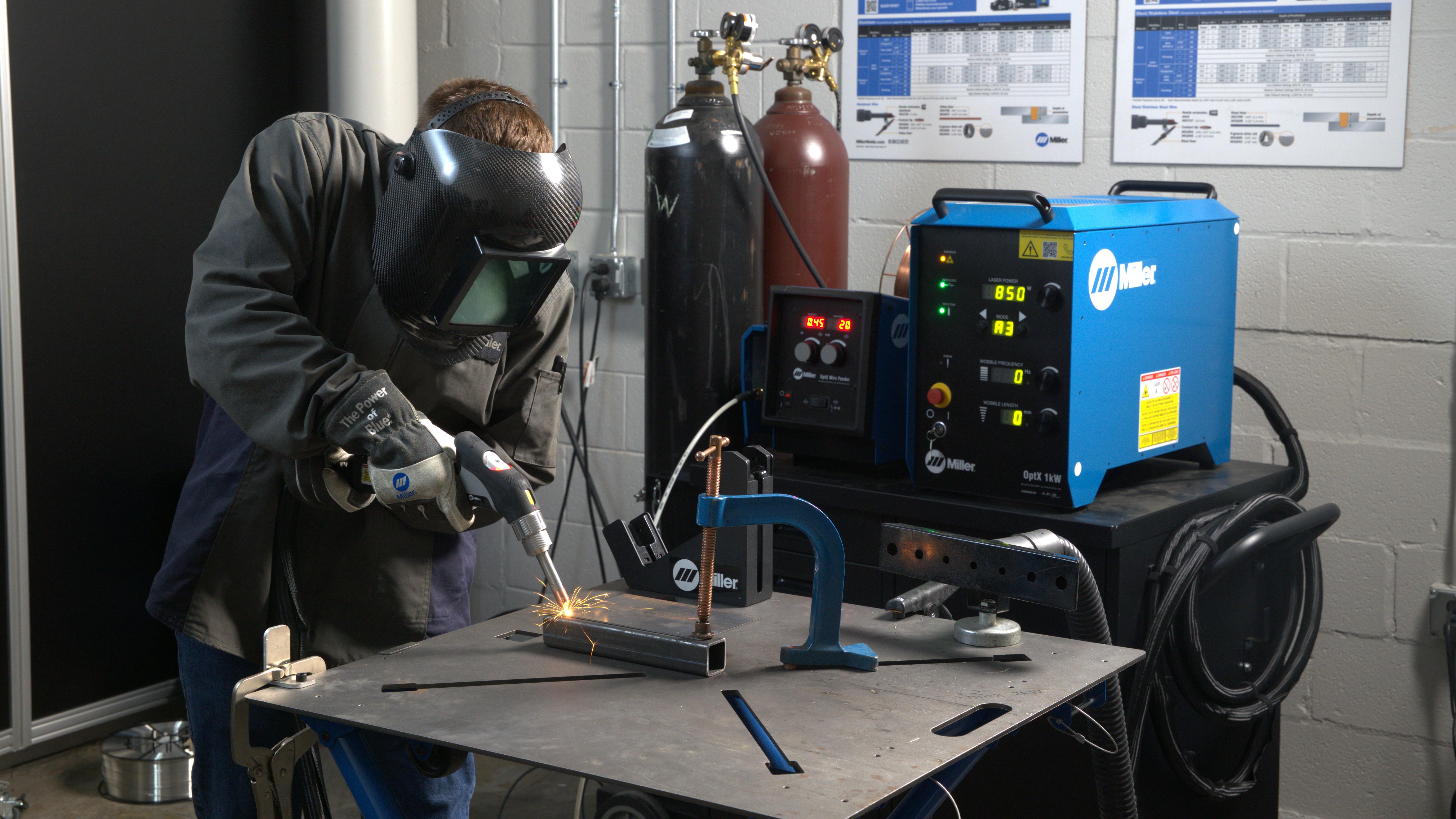 OptX 1kW Handheld Laser Welder Enables Precise, Low-Spatter Welds