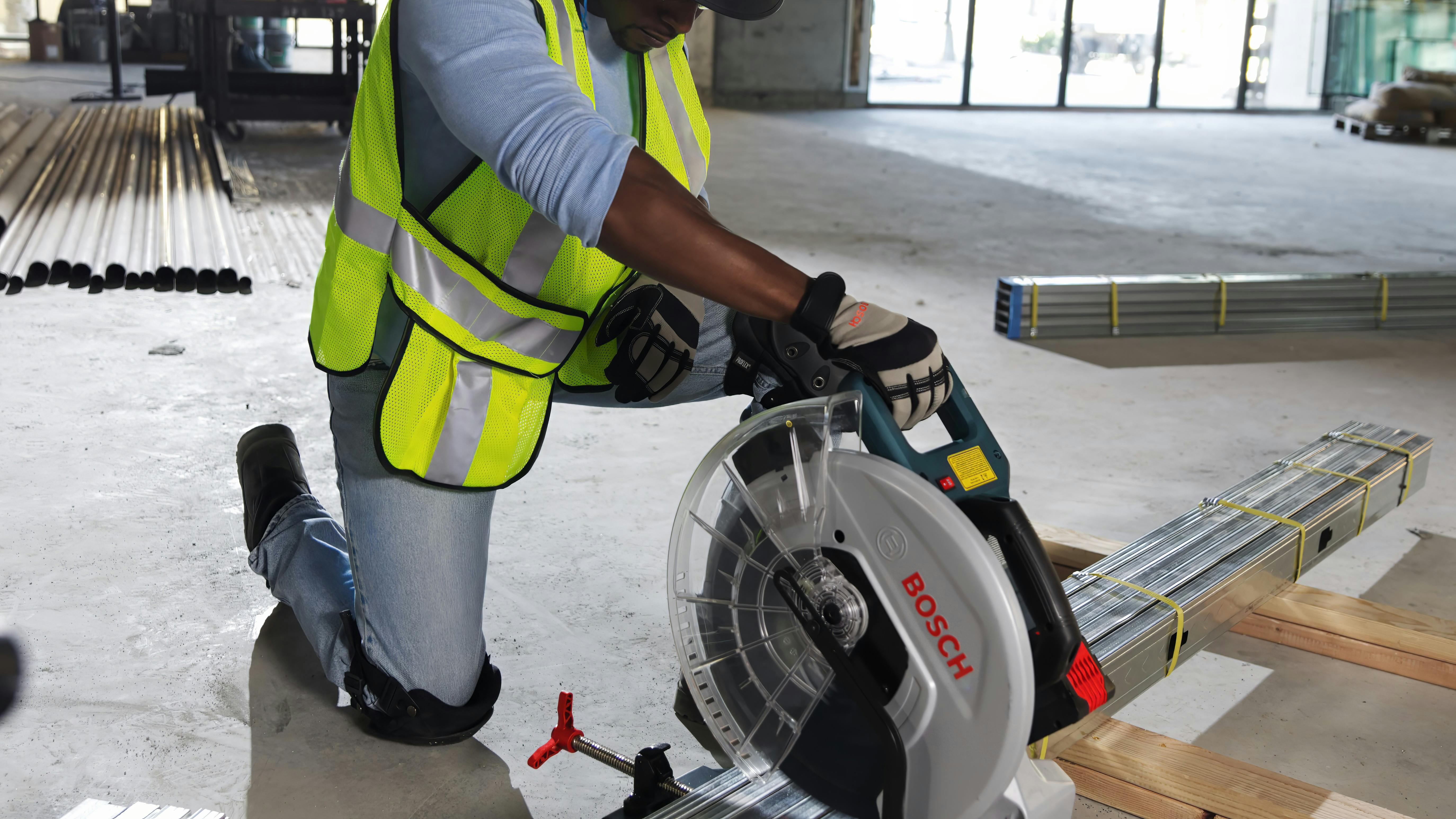 18V 14 In. Dry Cut Saw (GCD18V-14)