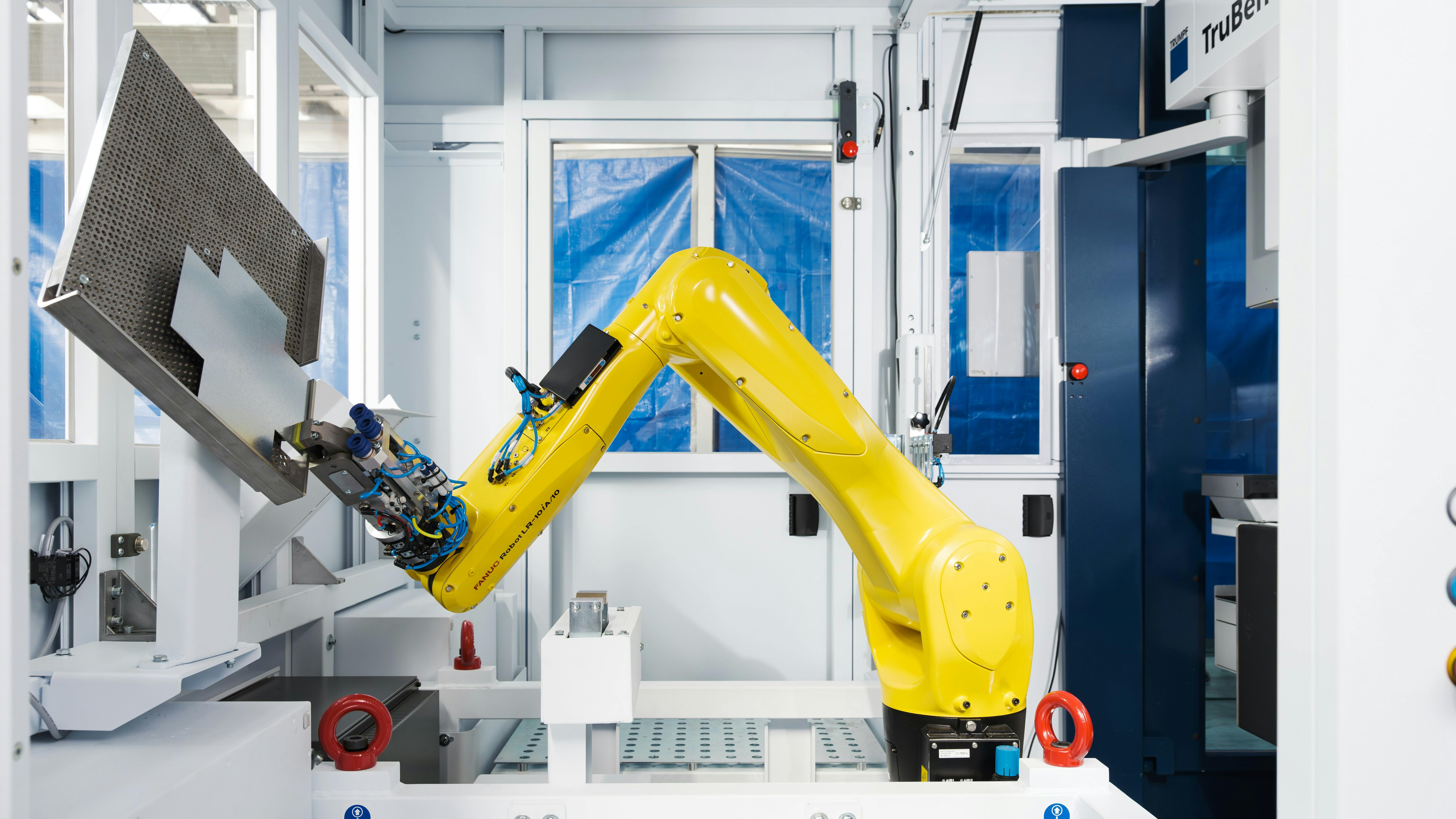 TRUMPF's Flex Cell Simplifies Small-Part Bending Automation