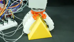 Suction cups using suction intelligence to grasp object. Suction cups using suction intelligence to grasp object.