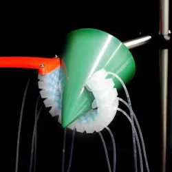 Suction cups using suction intelligence to grasp object Suction cups using suction intelligence to grasp object