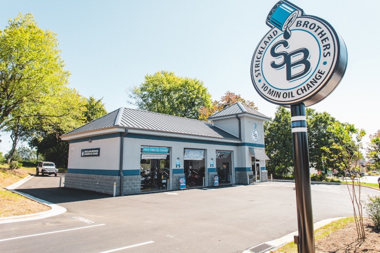 1672950313798 Stricklandbrosstock