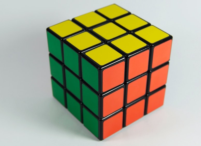 1673020336193 Rubixcube