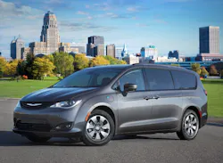 1673020584811 2018chryslerpacifica 1673020584811 2018chryslerpacifica