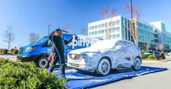 1673020814369 Spiffytechnicianwashingatwork 1673020814369 Spiffytechnicianwashingatwork