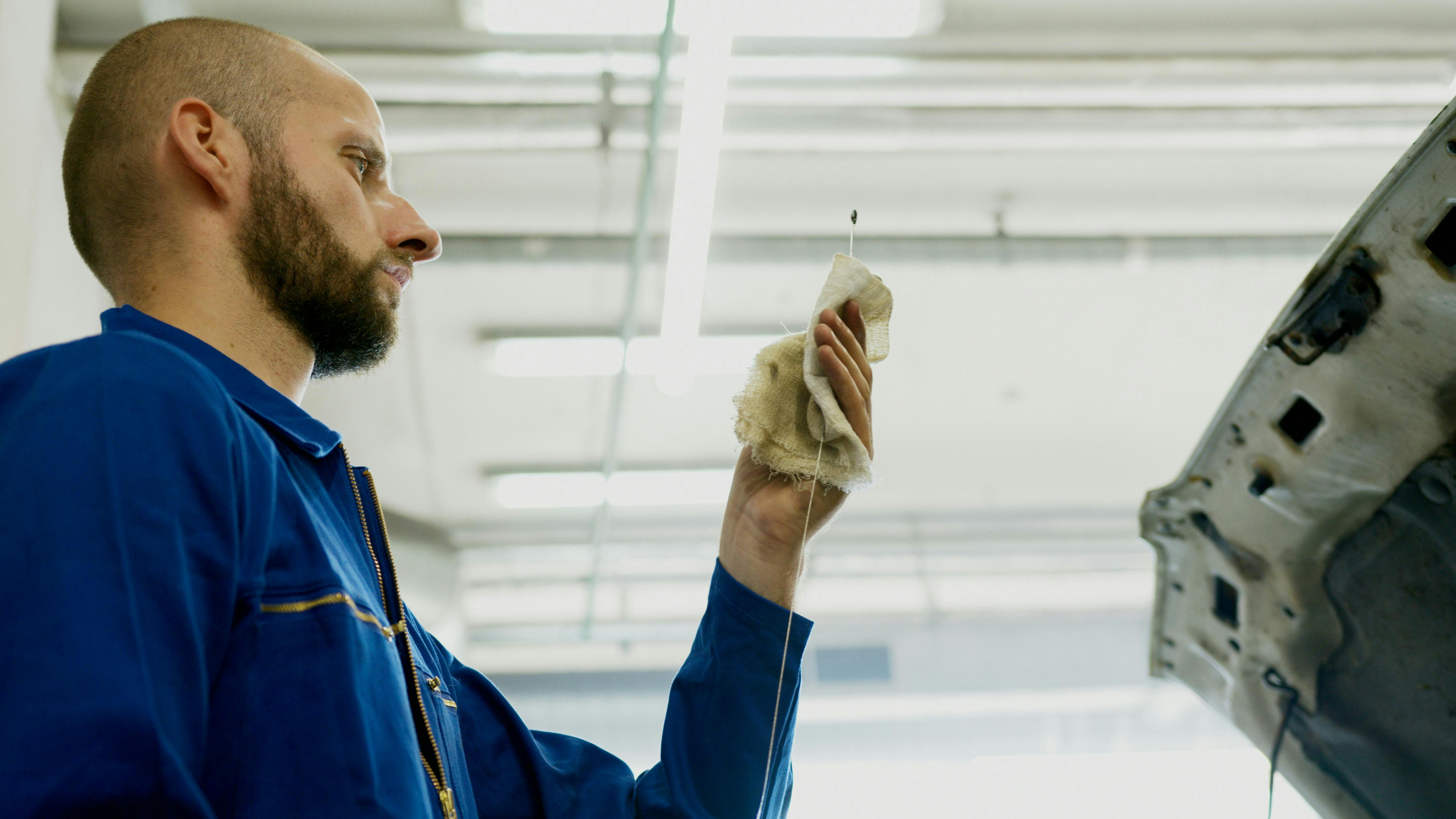 6669f05c43a0932d636914df Dipstick