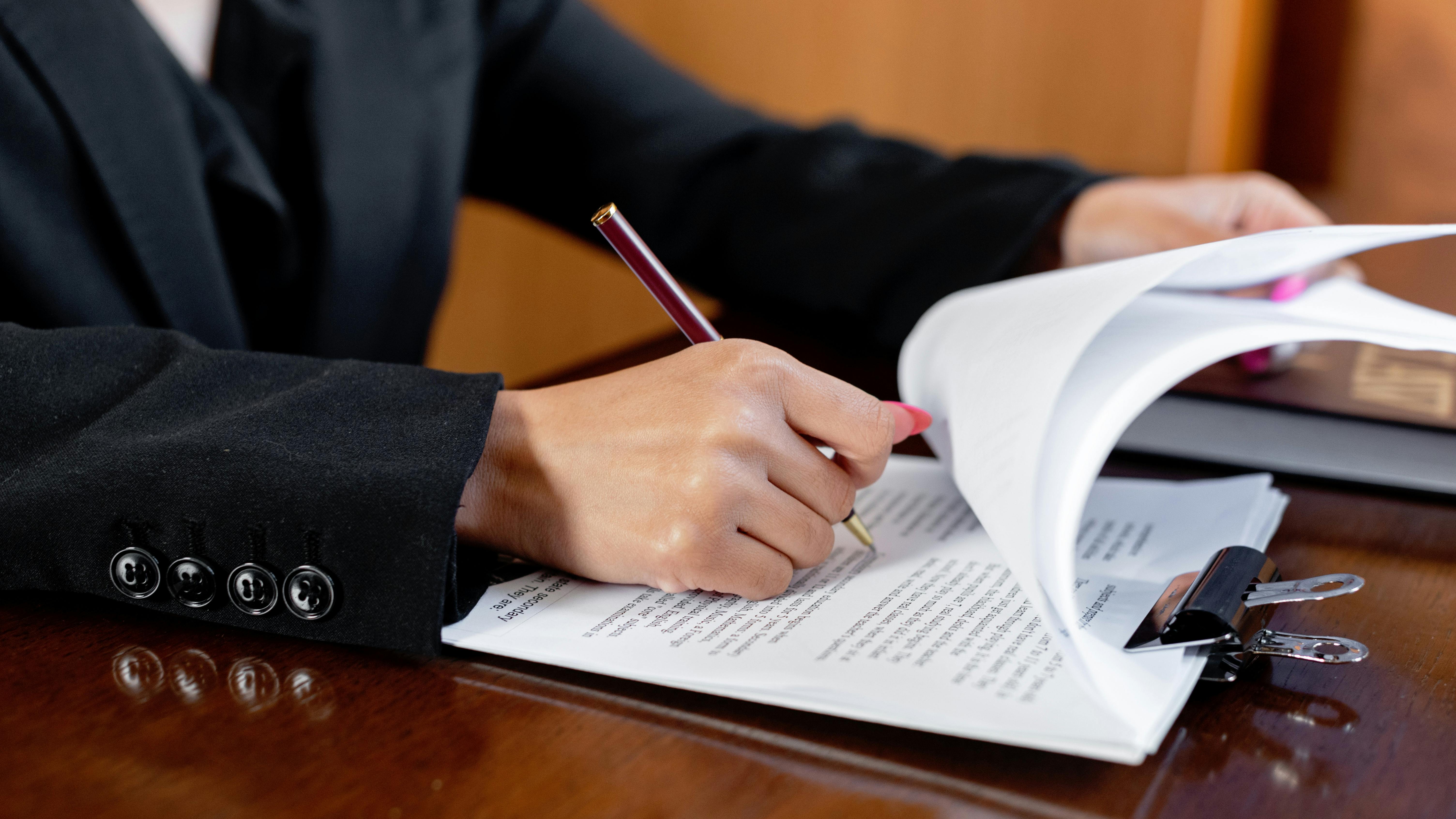 6768c740a4f11a92f01cbfec Pexelsmikhailnilov8730374