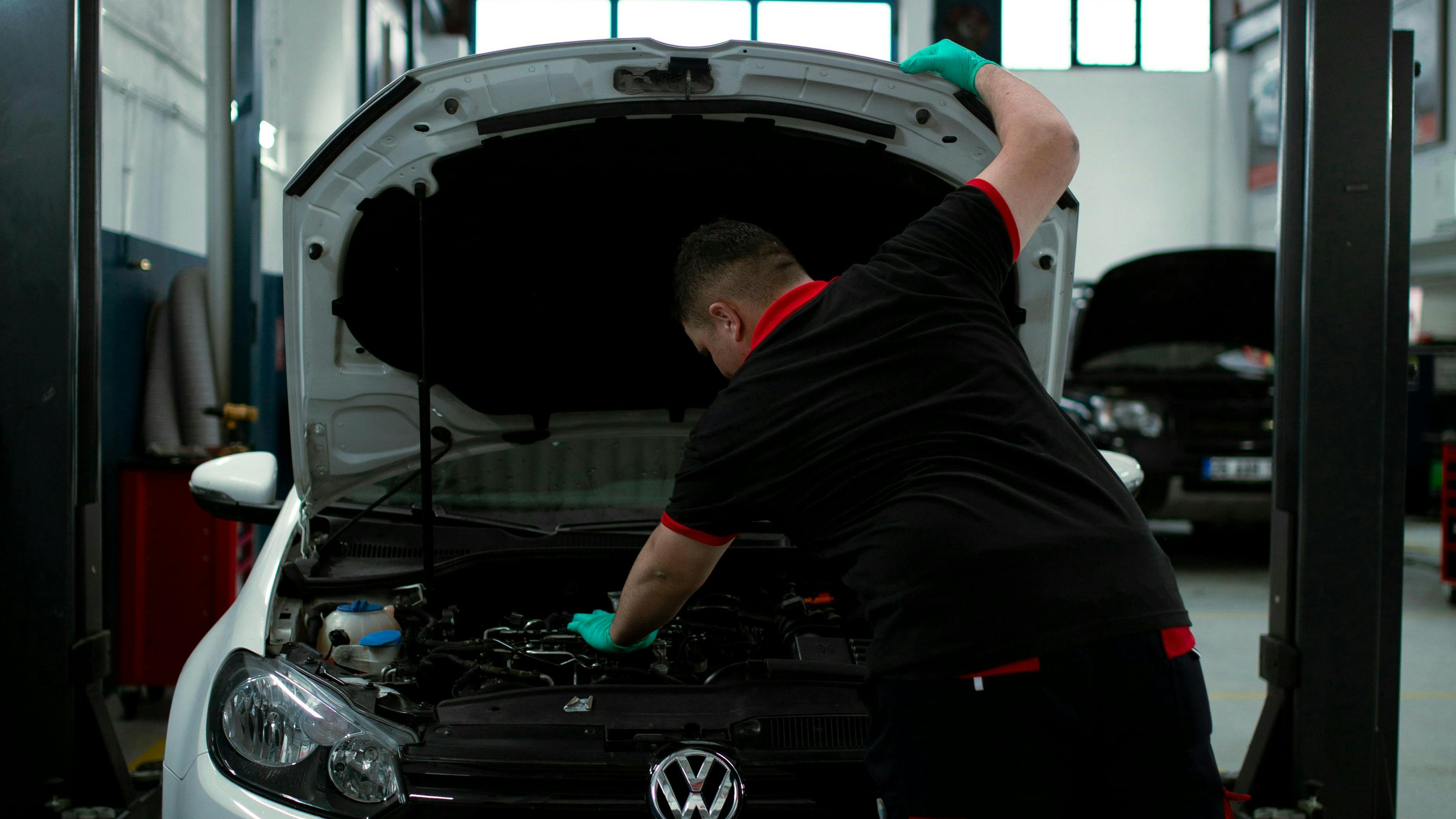 67bfc447b8d7d15304f20e4e Sharp Tech