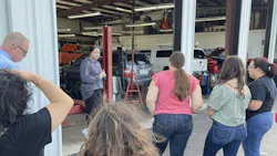 691357184cdf6784a1d2ef20 Service Advisor With Fca Students 691357184cdf6784a1d2ef20 Service Advisor With Fca Students