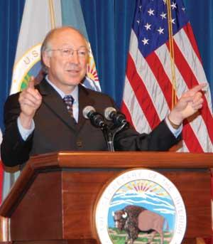 Th Salazar Launches 01