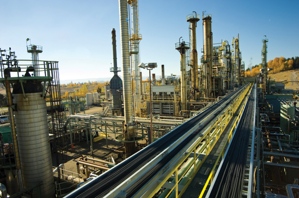 191004 Husky Prince George Refinery 5d975dae2cc6f