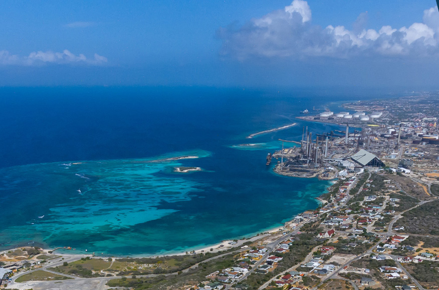 The Aruban government has reached an agreement with Citgo Petroleum to take back control of former Valero Energy's 235,000-b/d refinery and terminal in San Nicolas, Aruba.
