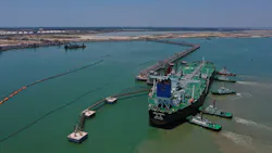 Sinopec Zhongke refinery port. Sinopec Zhongke refinery port.