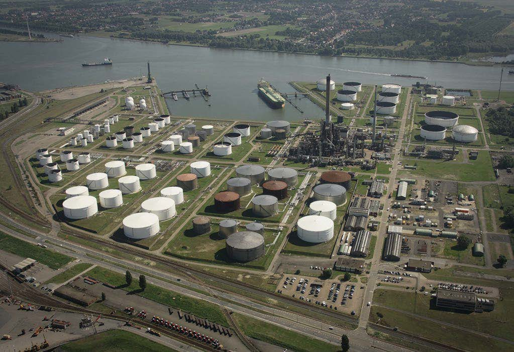 Gunvor Petroleum Antwerpen's 107,500-b/d refinery located near the Berendrecht and Zandvliet locks in the northern part of Belgium&rsquo;s Port of Antwerp.