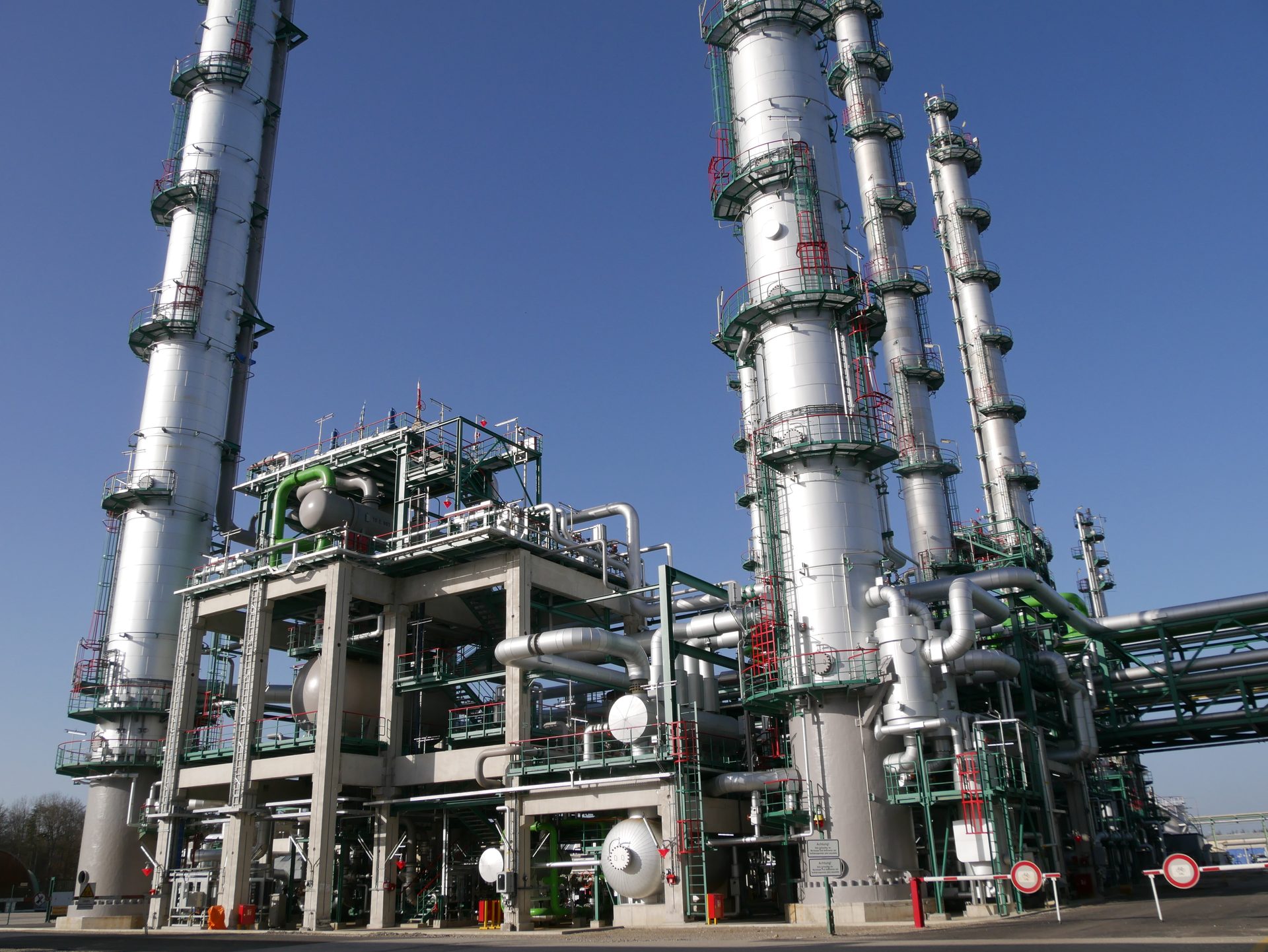 OMV Deutschland GMBH&rsquo;s 3.8-million tonnes/year Burghausen refinery on the German-Austrian border in Bavaria, Germany.