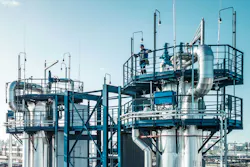 JSC Gazpromneft-MNPZ's 12-million tonne/year Moscow refinery. JSC Gazpromneft-MNPZ's 12-million tonne/year Moscow refinery.