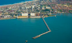 Petróleo Brasileiro SA LUBNOR refinery. Petróleo Brasileiro SA LUBNOR refinery.