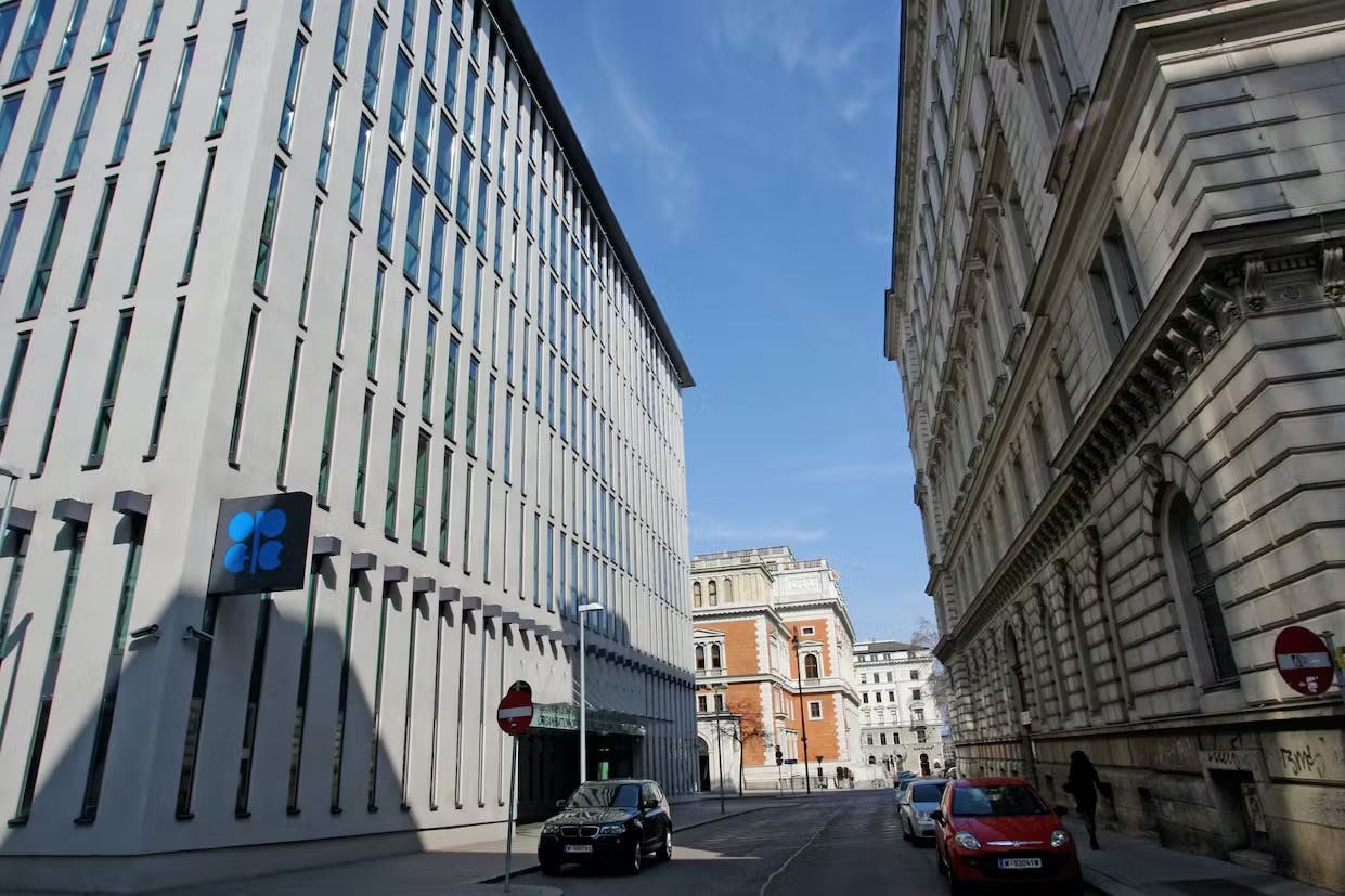 658dc656ef6585001dae96d0 Opec Vienna Headquarters