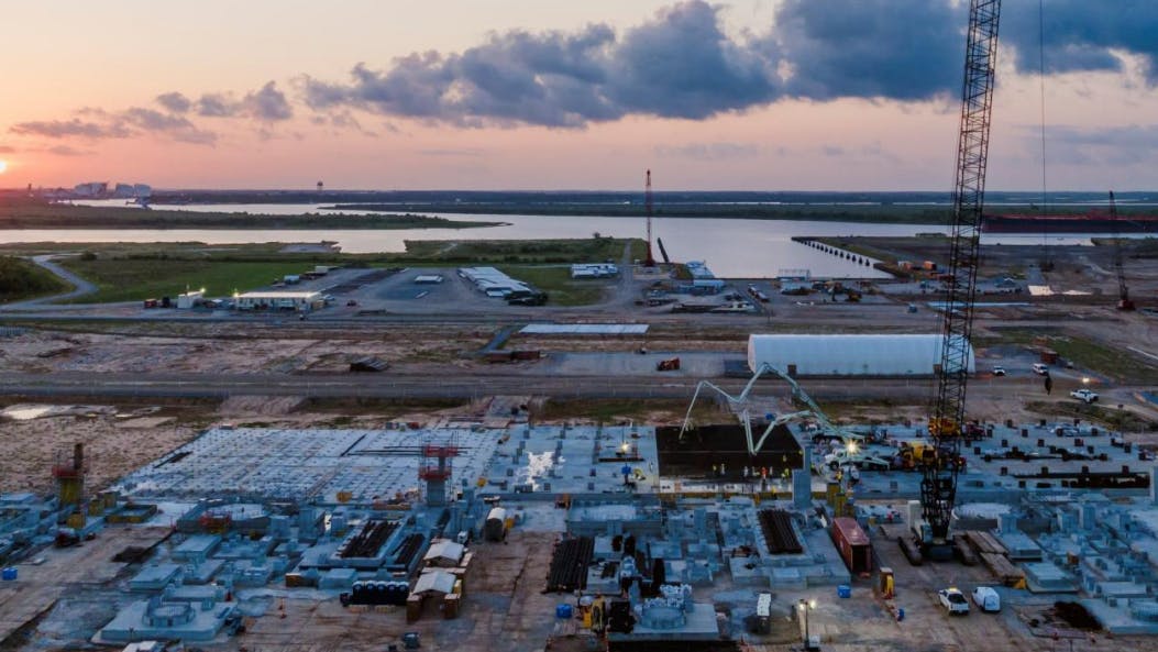 65e62648bbf092001e40d5ff Tell Driftwood Construction 2402