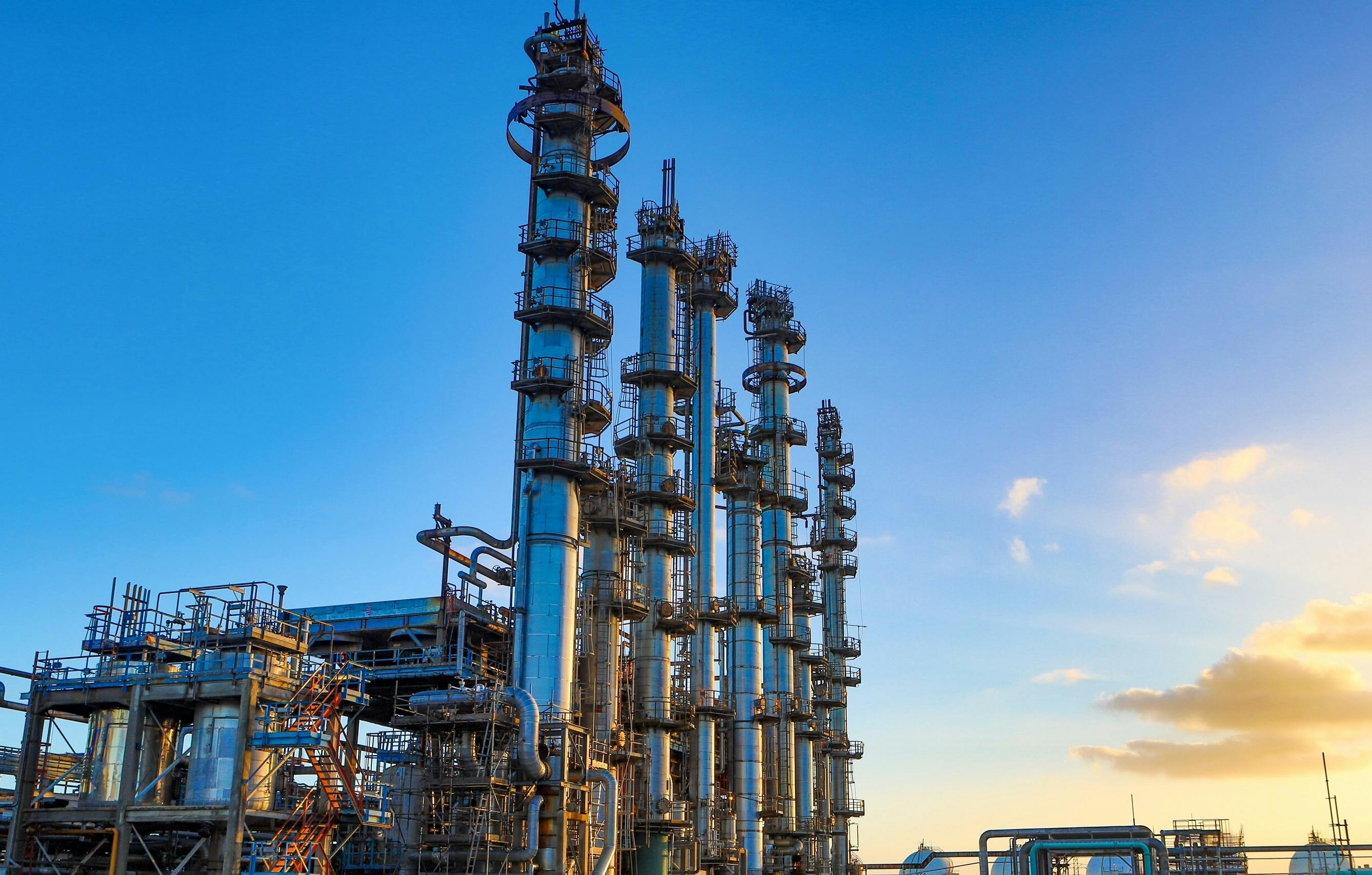ExxonMobil Corp. subsidiaries Esso Petroleum Co. Ltd. (EPCL) and ExxonMobil Chemical Ltd.&rsquo;s jointly operated integrated refining and petrochemicals complex at Fawley, near Southamption, Hampshire, UK.
