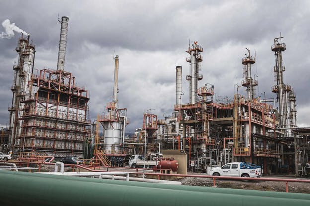 YPF is progressing work to produce low-sulfur fuels at the Luj&aacute;n de Cuyo refinery in Mendoza, Argentina.