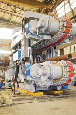 Th 0608offbarge Th 0608offbarge