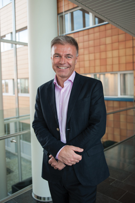 1811offbb P08 Estensen