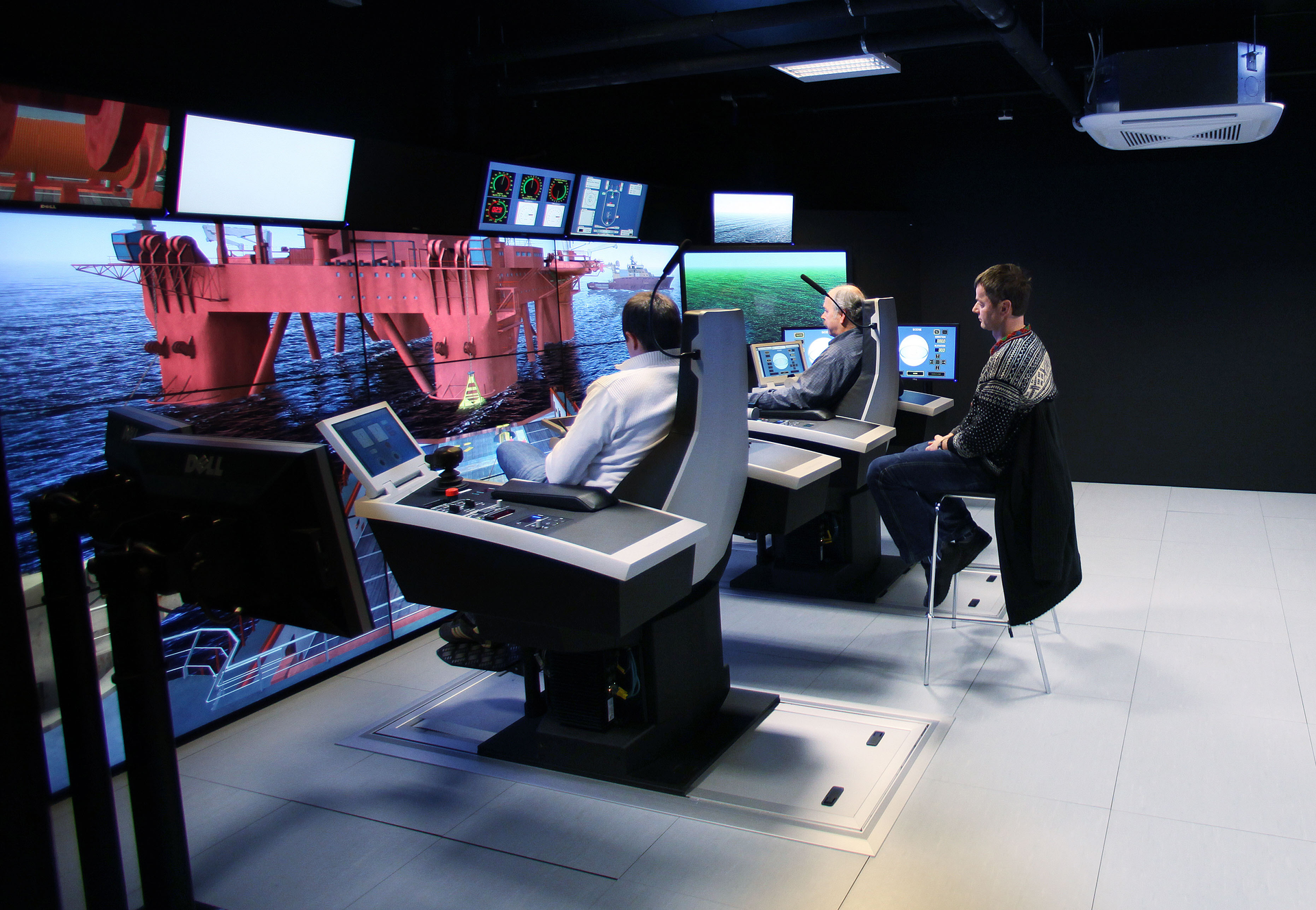 SimSea Kongsberg Offshore Vessel Simulator