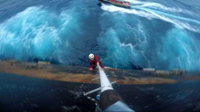 Greenpeace activists board Polar Pioneer