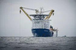 Fairplayer, Jumbo's DP-2 heavy-lift crane vessel Fairplayer, Jumbo's DP-2 heavy-lift crane vessel