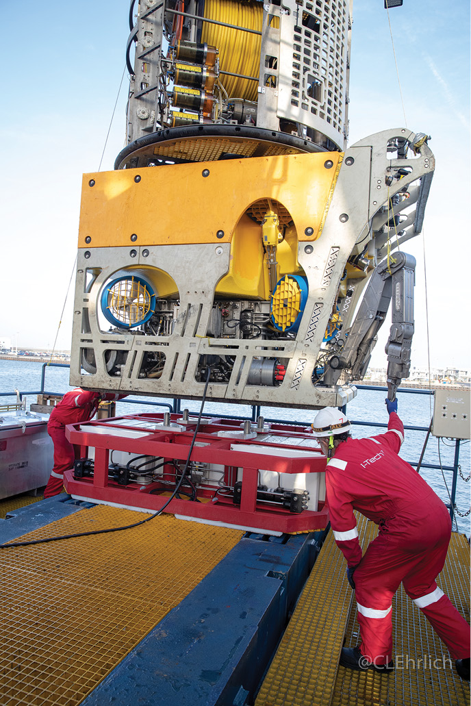 Each skid features a set of interchangeable ROV interface adapters that allow for easy mounting to all ROV models commonly used offshore.