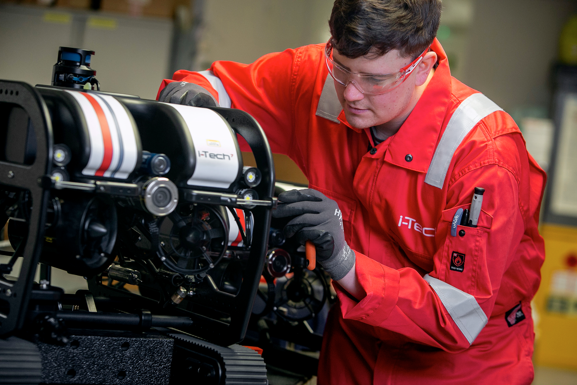 The company uses ROV machine-vision technology combined with fast acquisition, processing, and reporting of data for its underwater inspection in lieu of dry-docking projects.