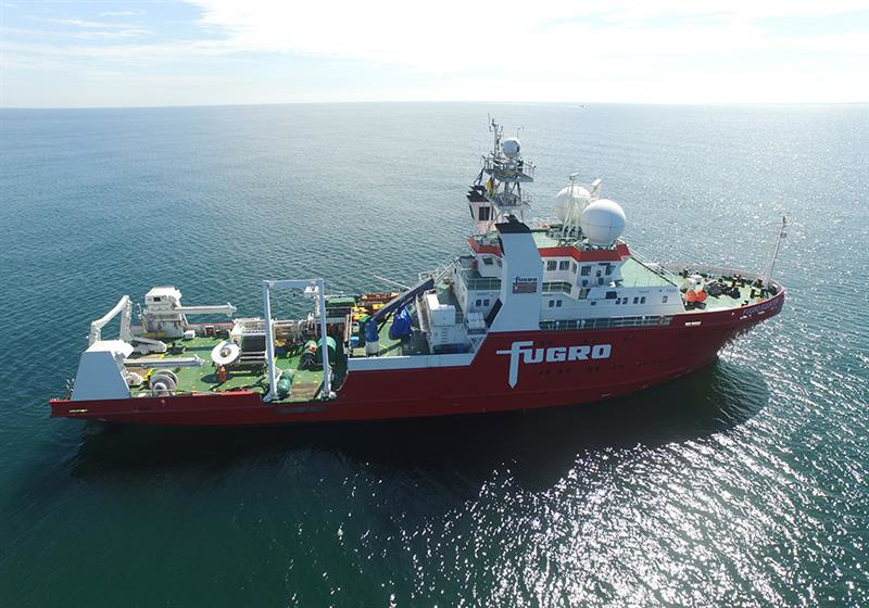 The survey was performed in August in water depths of 600 m (1,968 ft) using the geophysical survey Fugro Equator and the Fugro ES-V AUV.