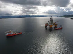 The semisubmersible Deepsea Stavanger heading to South Africa. The semisubmersible Deepsea Stavanger heading to South Africa.