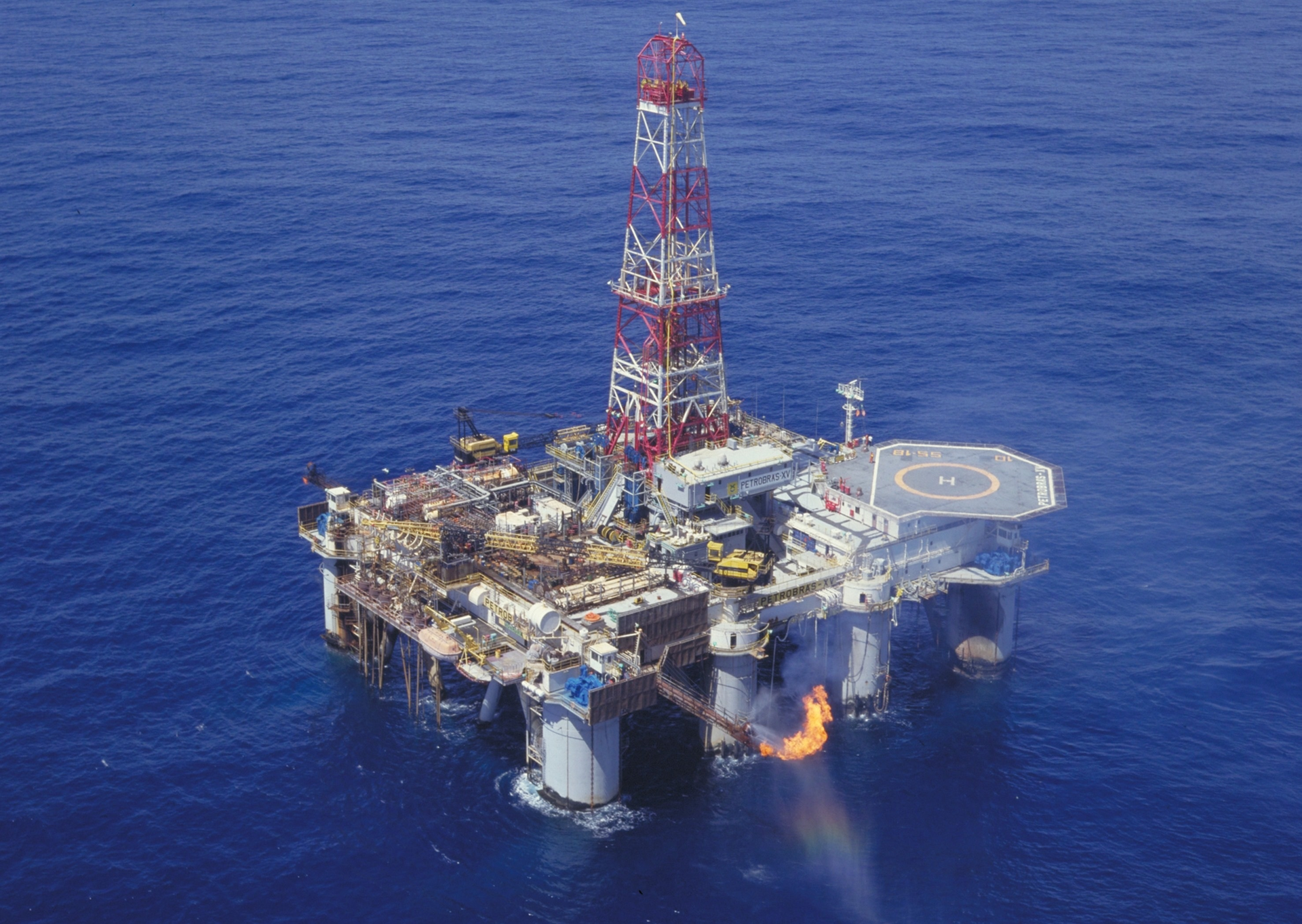 The semisubmersible production platform P-15.