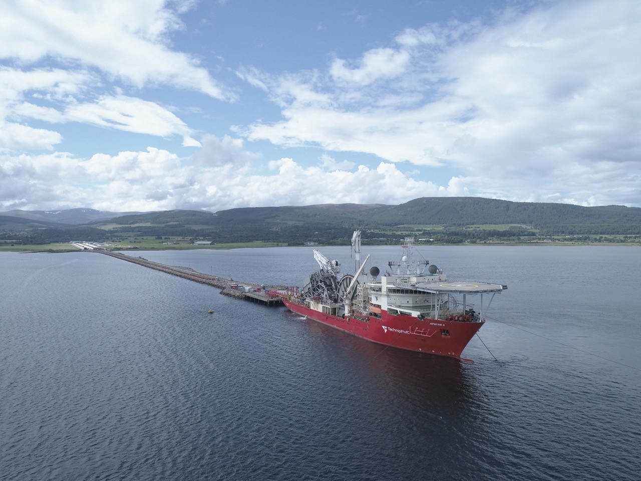 The pipelay vessel Apache II.