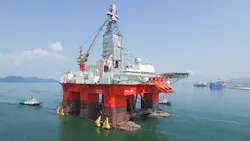 The semisubmersible drilling rig West Mira is equipped with a hybrid battery power plant. The semisubmersible drilling rig West Mira is equipped with a hybrid battery power plant.